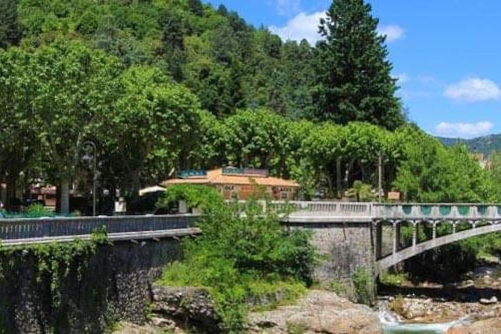 Un Moment De Detente Au Coeur De Vals-Les-Bains Kültér fotó